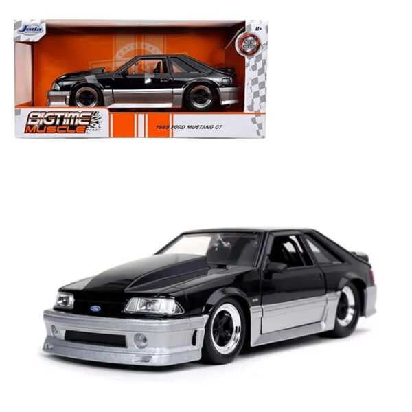 JADA 1:24 1989 FORD MUSTANG GT NEGRO / PLATA